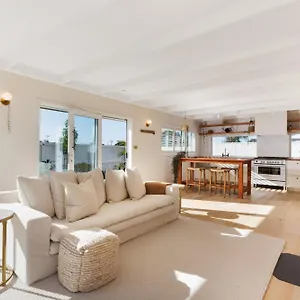 Holiday home The Endless Summer - And Town Location, Mount Maunganui